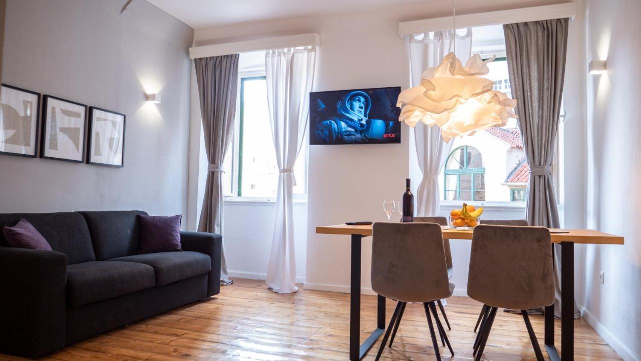 Tower Square Apartments Split Extérieur photo